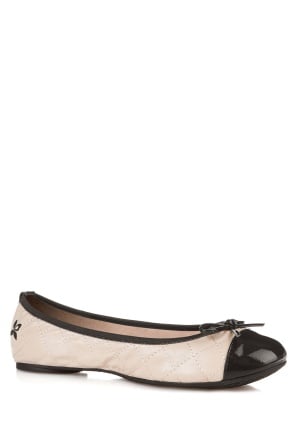 Butterfly Twists Olivia Cream/Black 40 (US9)