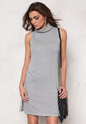 SOAKED IN LUXURY Nixie Dress Light Grey Melange XS