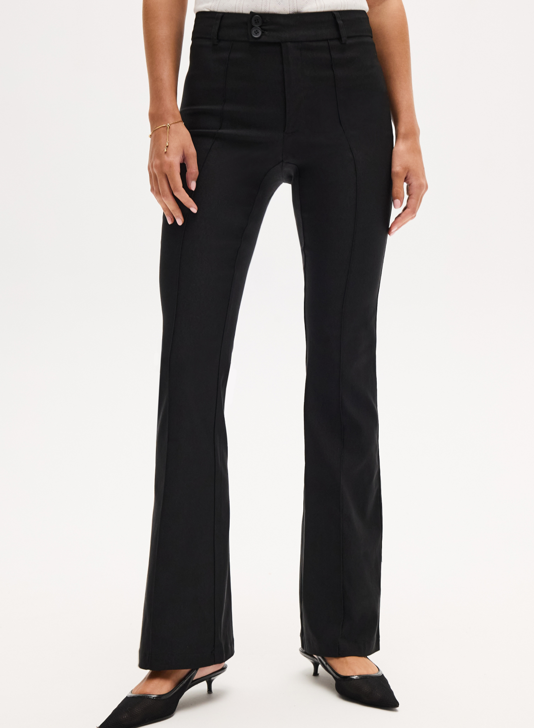 Image for a link to Bootcut