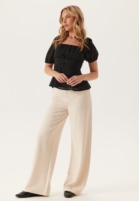 BUBBLEROOM Square Neck S/S Georgette Blouse
