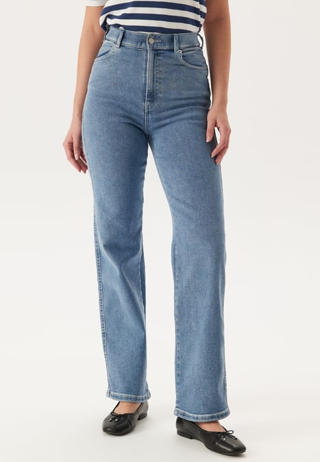 Dr. Denim Moxy Straight