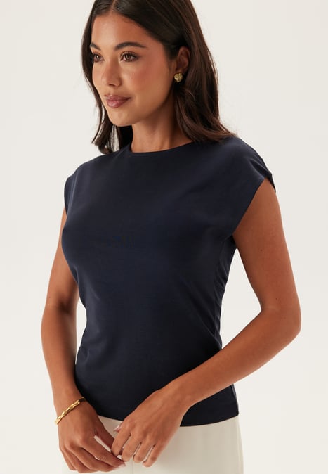 GANT Sleeveless C-neck Jersey Top