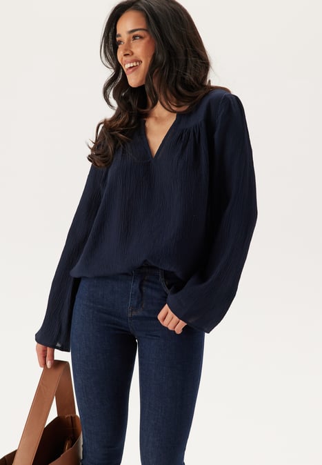 Happy Holly Crinkle Blouse