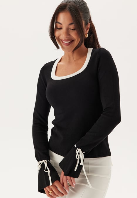 Happy Holly Knitted Bow Sweater 