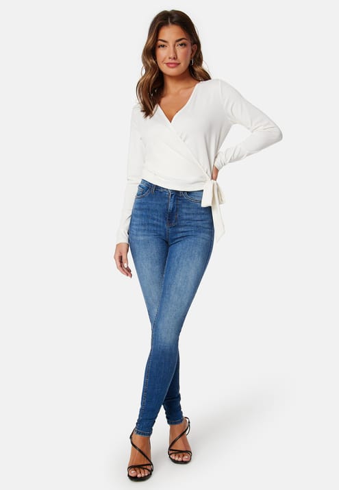 BUBBLEROOM Karla wrap top