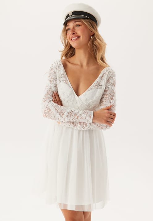 Bubbleroom Occasion 3D Flower L/S Lace Dress