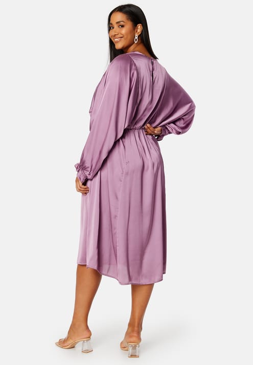 Bubbleroom Occasion Khrista Satin Dress