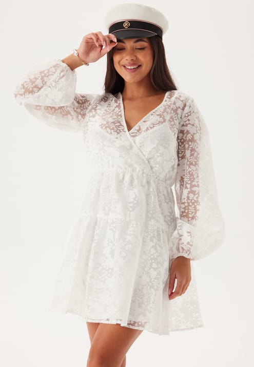 Bubbleroom Occasion Overlap Balloon Sleeve Dress