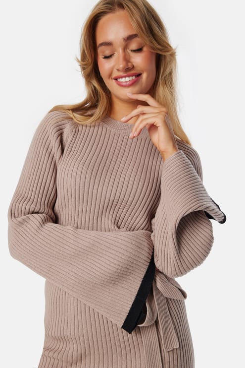 BUBBLEROOM Round Neck Rib Knitted Maxi Dress 