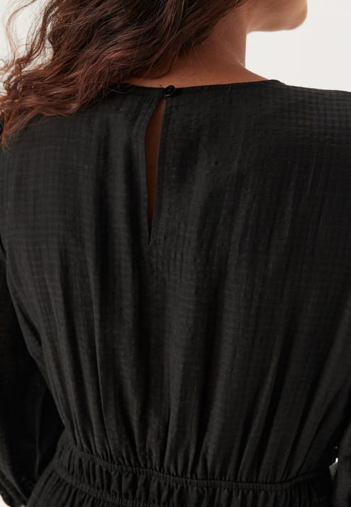 Happy Holly Balloon Sleeve Structured Midi Dress