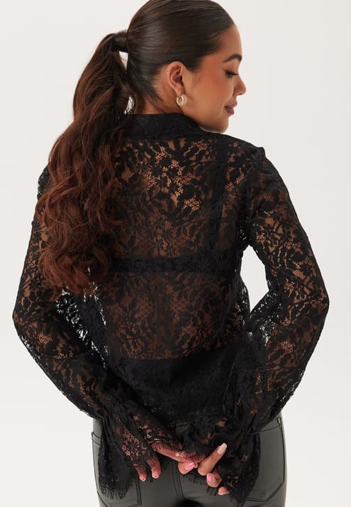 Happy Holly Buttoned Lace Shirt