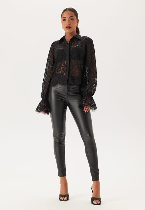 Happy Holly Buttoned Lace Shirt
