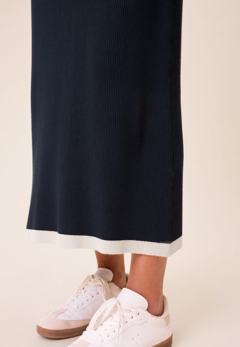 Happy Holly Contrast Knitted Midi Skirt