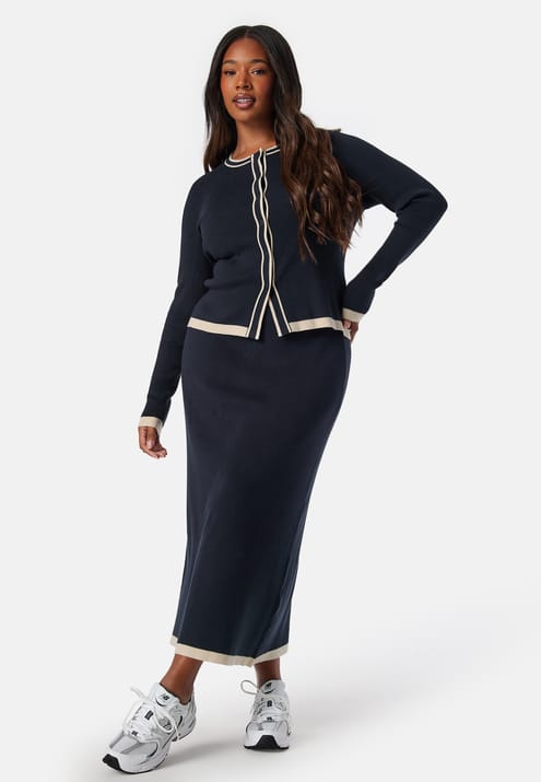 Happy Holly Contrast Knitted Midi Skirt