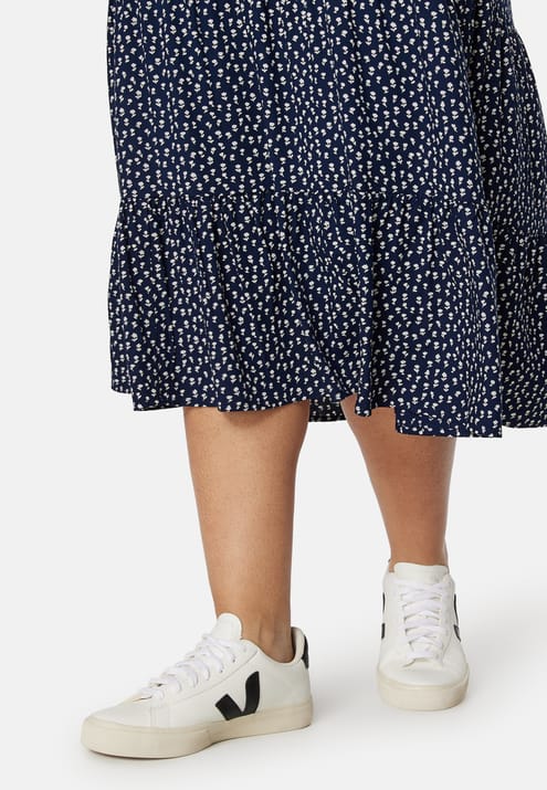 Happy Holly Puff Sleeve Viscose Midi Dress