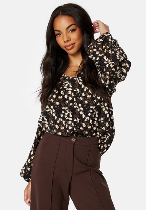 Object Collectors Item Leonora L/S V-Neck Top