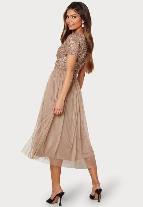 AngelEye Short Sleeve Sequin Embellished Midi Dress