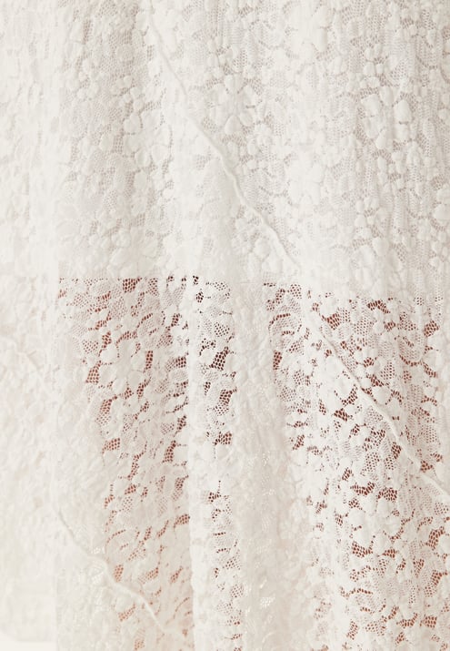 BUBBLEROOM Asymmetric Lace Skirt