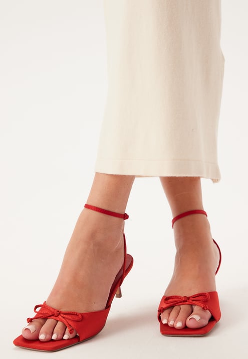 BUBBLEROOM Bow Low heel Strap Sandal