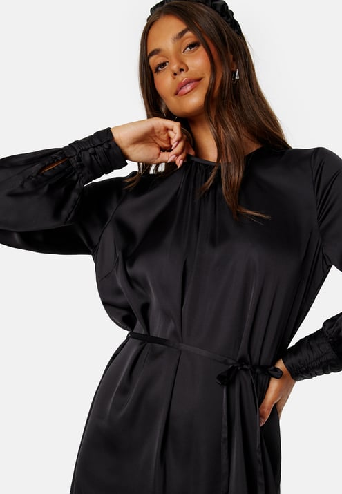 BUBBLEROOM Catalina Satin Dress