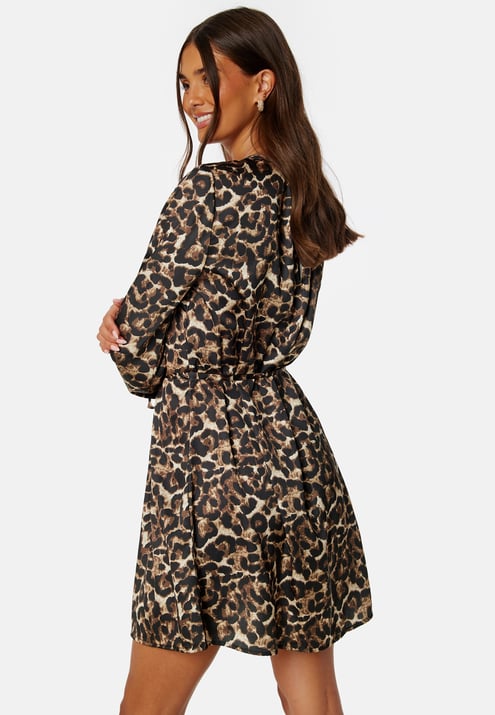 BUBBLEROOM Catalina Satin Dress