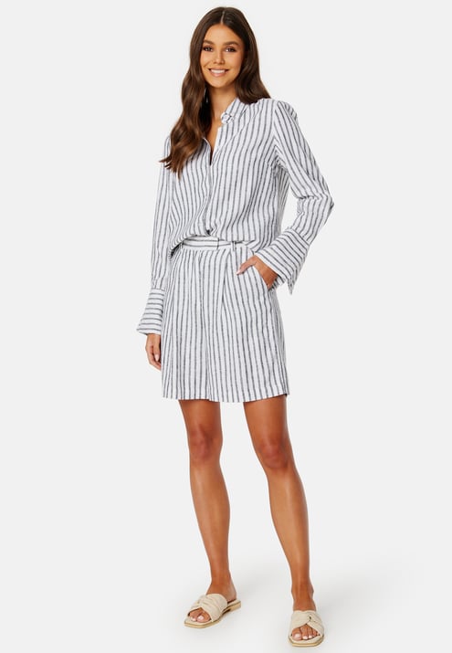 BUBBLEROOM CC linen striped shorts