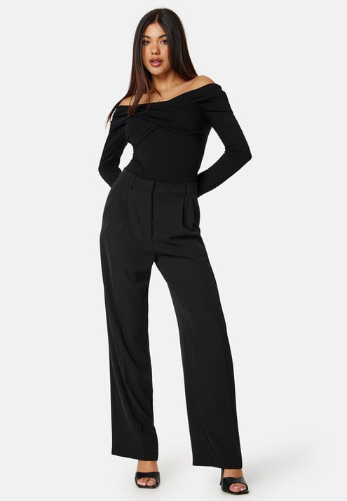 BUBBLEROOM Off Shoulder Long Sleeve Top