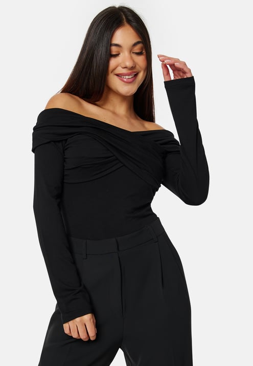 BUBBLEROOM Off Shoulder Long Sleeve Top