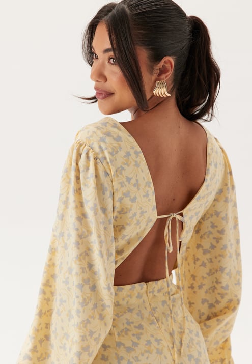 Bubbleroom Occasion Balloon Sleeve Wrap Gown