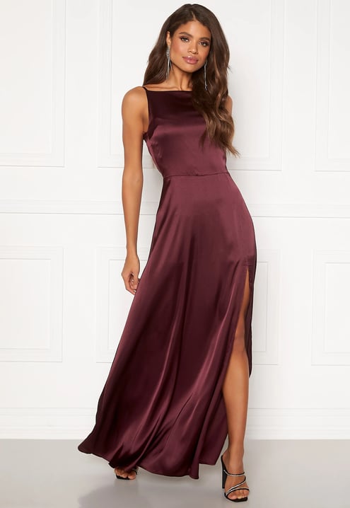 Bubbleroom Occasion Drapy-Back Slit Satin Gown