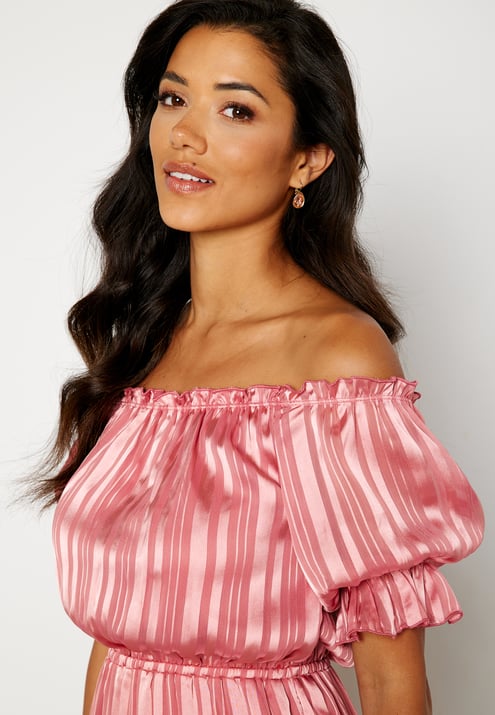 Bubbleroom Occasion Freeda off Shoulder Dress 