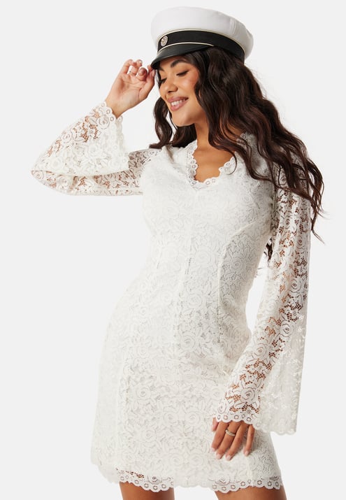 Bubbleroom Occasion Scallop Edge Lace Dress