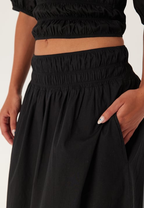 BUBBLEROOM Smock Waist Maxi Skirt