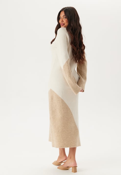 BUBBLEROOM V-neck Knitted Midi Dress
