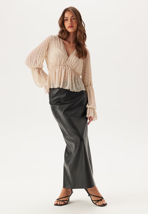 BUBBLEROOM V-Neck Flounce Blouse