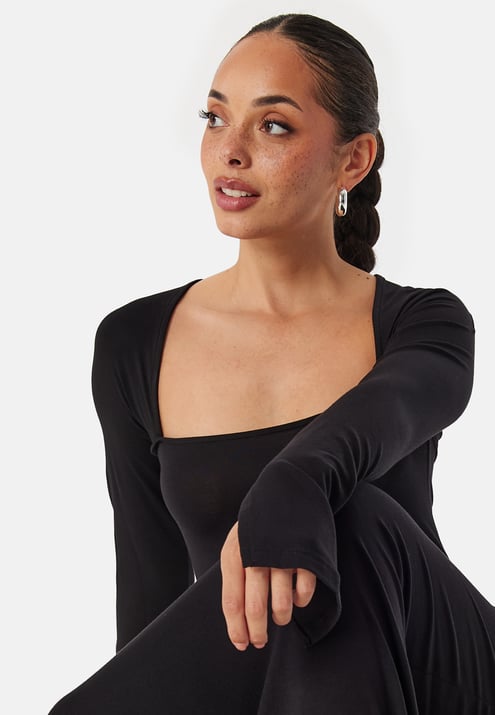 BUBBLEROOM Square Neck L/S Maxi Dress