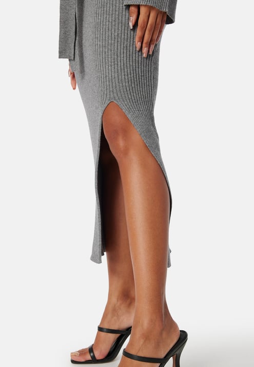 BUBBLEROOM Slit Knitted Midi Dress