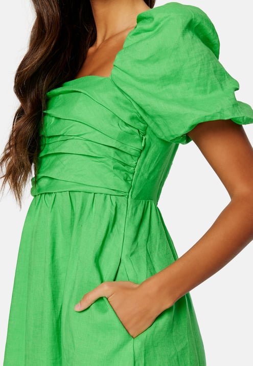 FOREVER NEW Dream Ruched Bodice Midi Dress