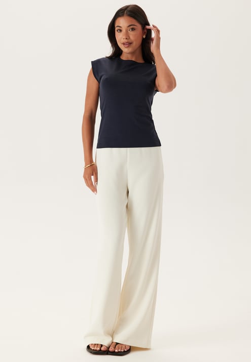 GANT Sleeveless C-neck Jersey Top