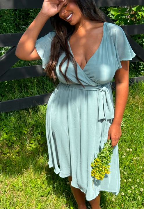 Goddiva Curve Flutter Sleeve Chiffon Midi Dress