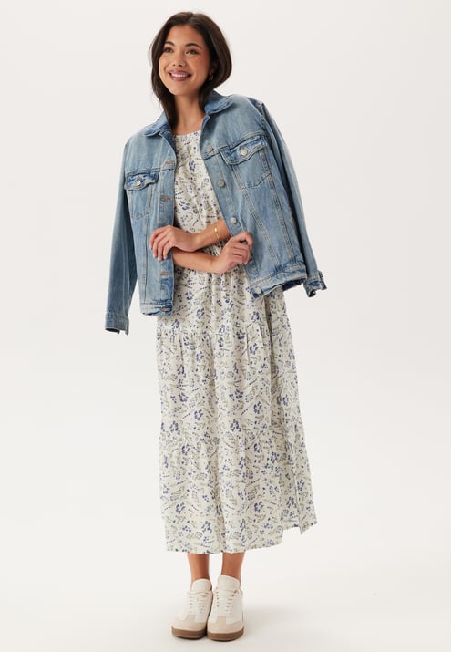Happy Holly Butterfly Sleeve Viscose Midi Dress