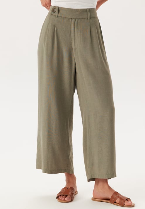 Happy Holly Linen Pants