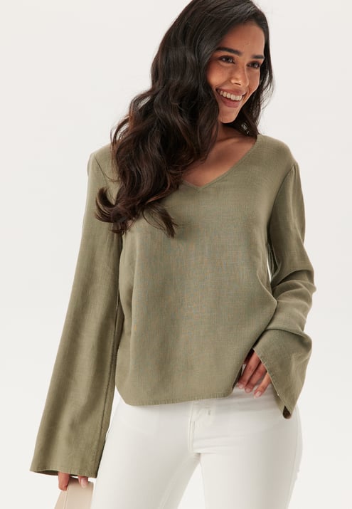 Happy Holly Linen Wide Sleeve Blouse
