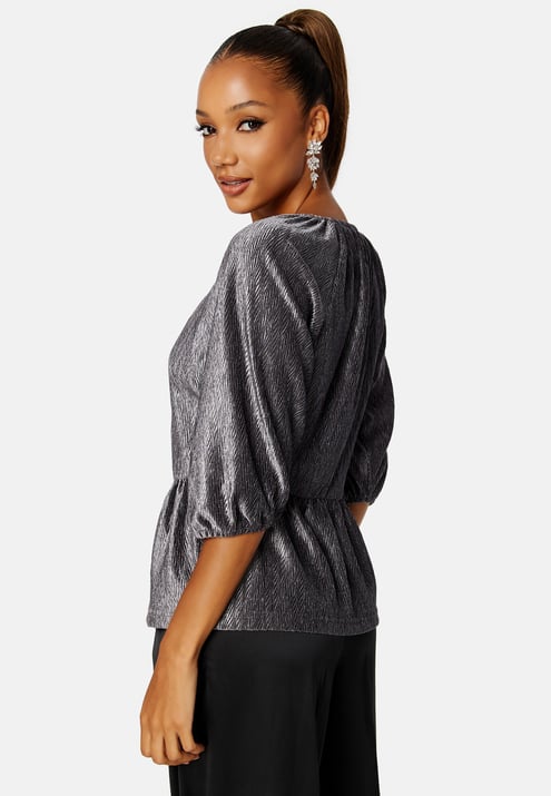 Happy Holly Perline puff sleeve top