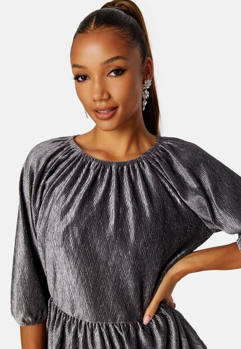 Happy Holly Perline puff sleeve top