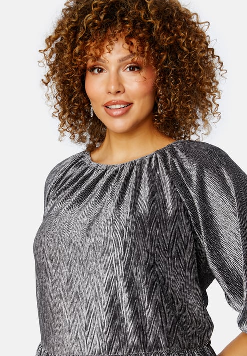Happy Holly Perline puff sleeve top