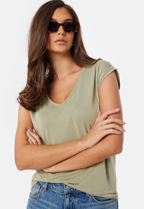 Pieces Pckamala Tee