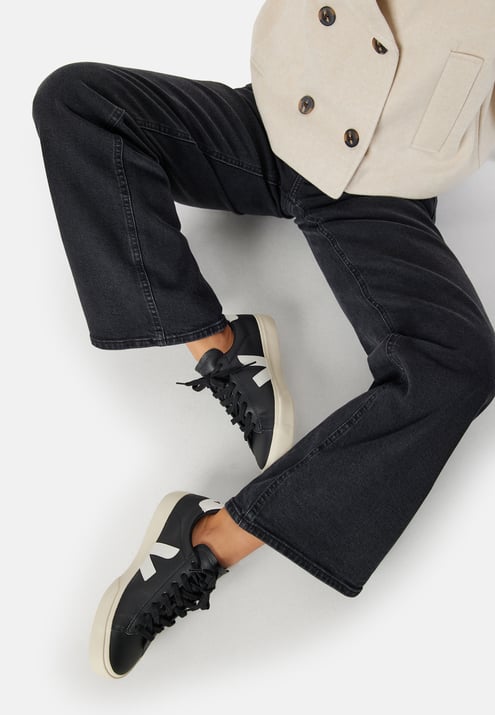 VEJA Campo Sneakers