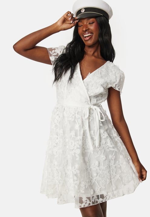 VILA Viedda V-neck S/S Lace Short Dress
