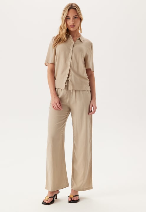 VILA Vipricil S/S NEW SHIRT - NOOS 